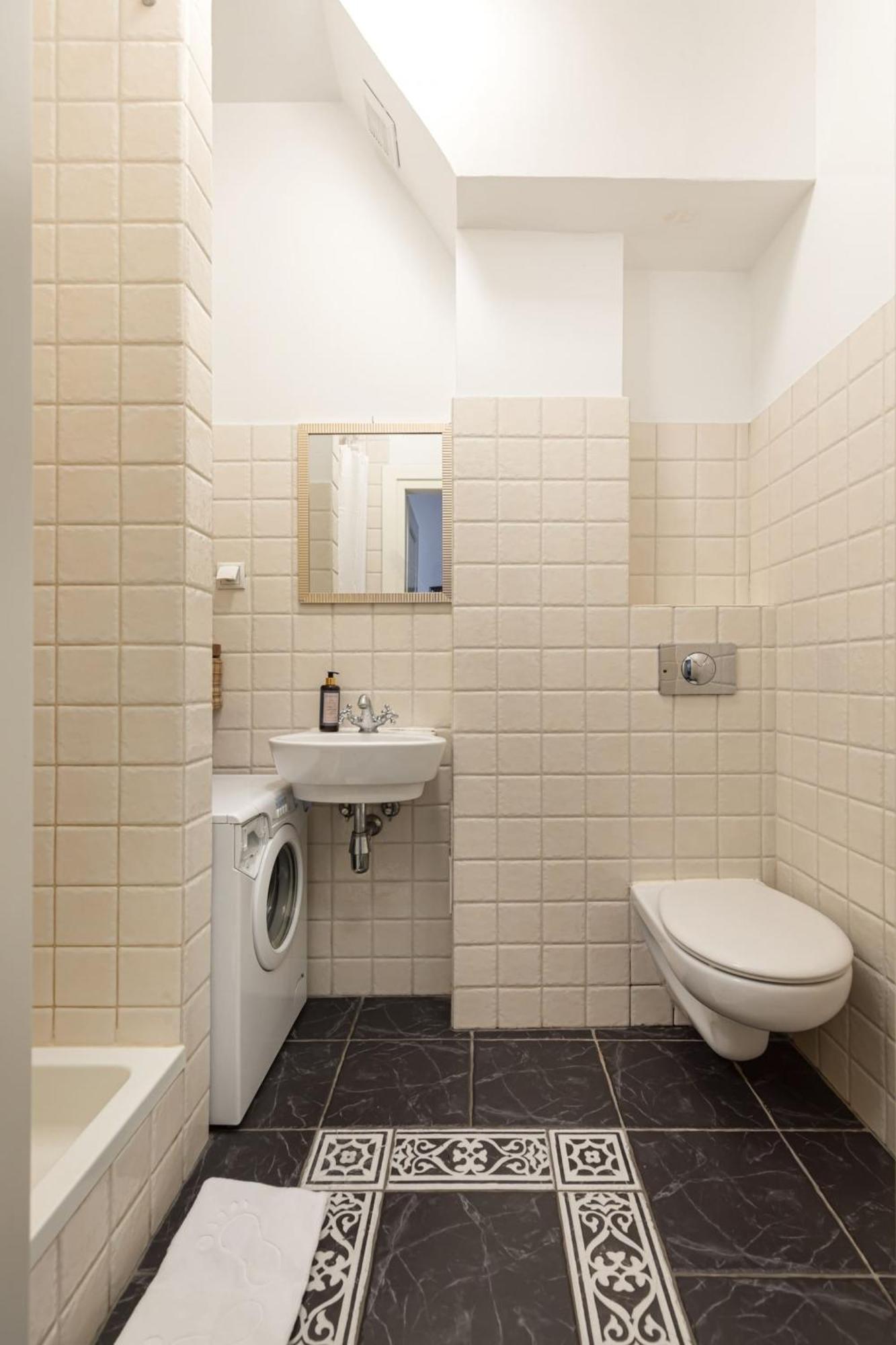 Fashioned Apartment Rycerska By Noclegi Renters Warschau Buitenkant foto