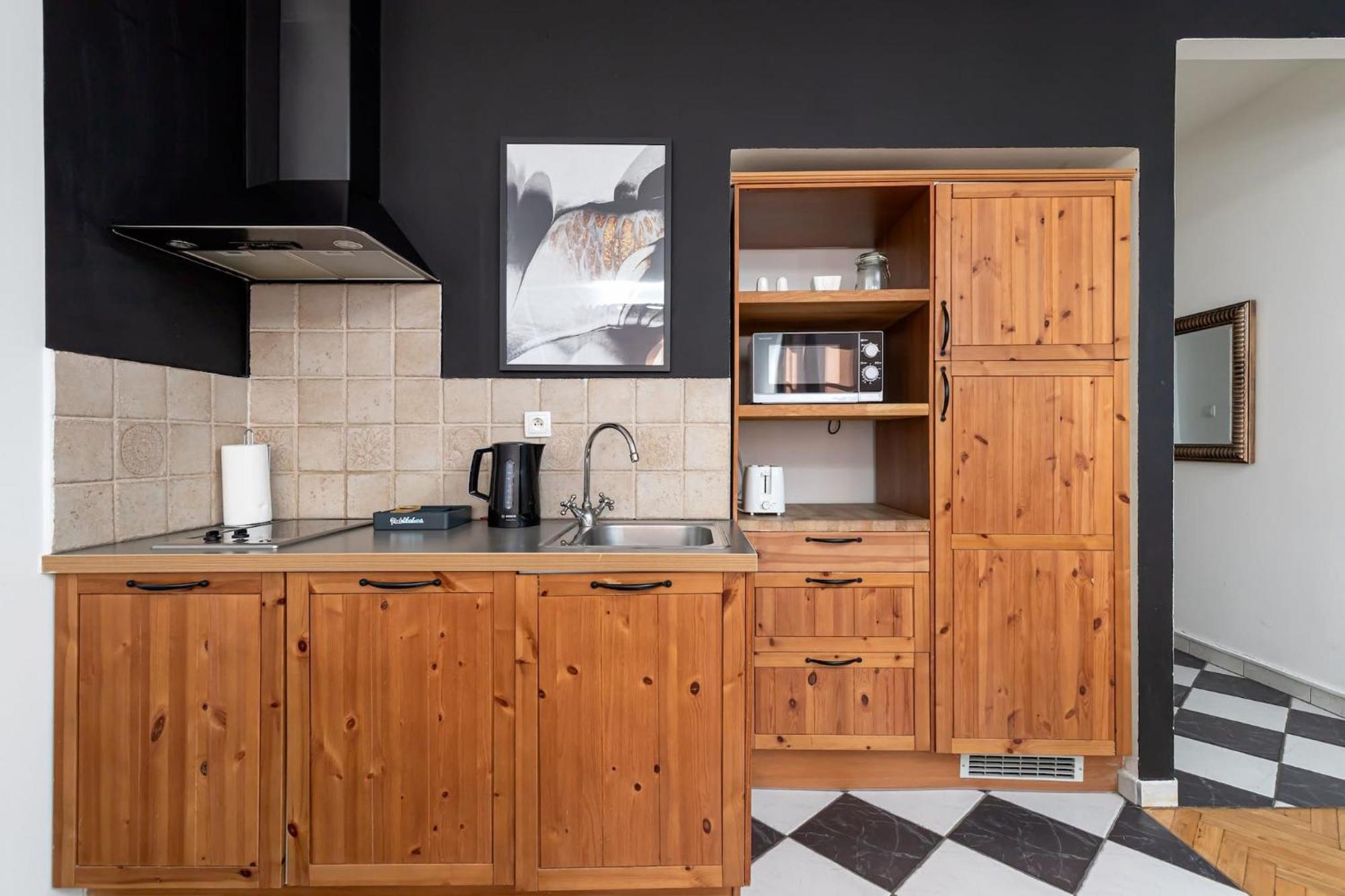 Fashioned Apartment Rycerska By Noclegi Renters Warschau Buitenkant foto